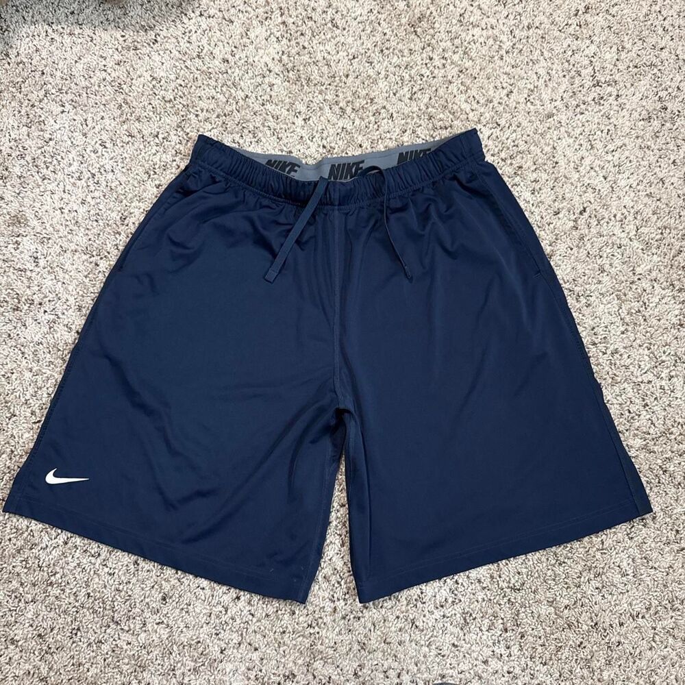 Nike Men's Navy and Blue Shorts